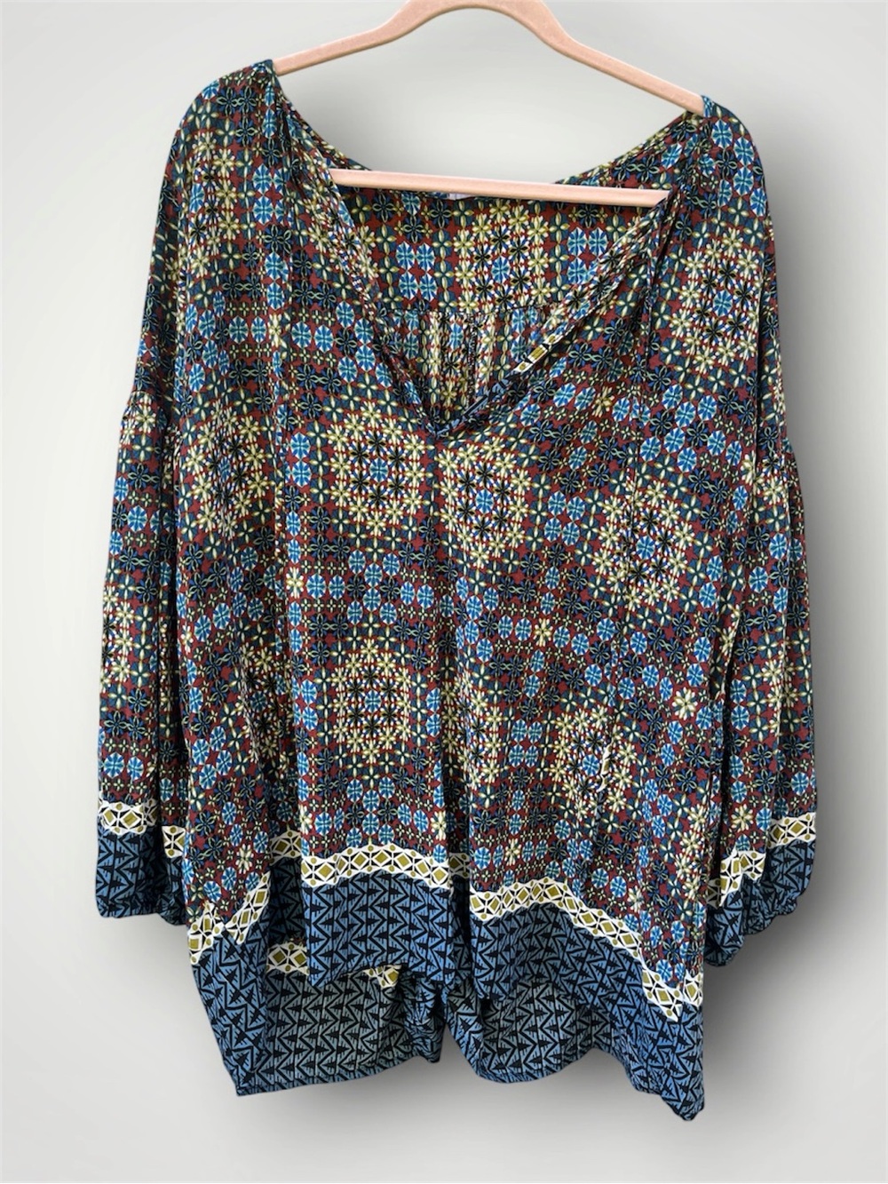 Loveriche Boho Geometric Print Long Sleeve Romper